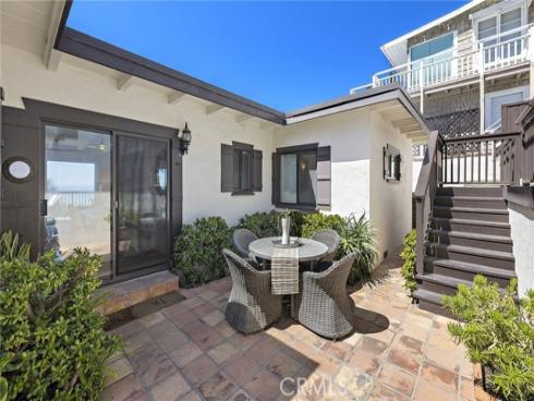 32056 Coast Highway , Laguna Beach, CA