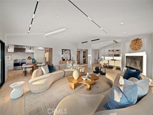 1401  Bounty   Way, Laguna Beach, CA