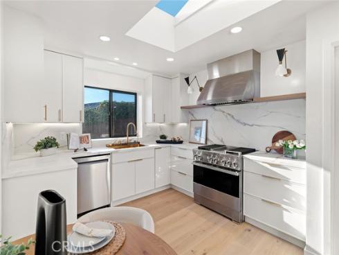 1401  Bounty   Way, Laguna Beach, CA