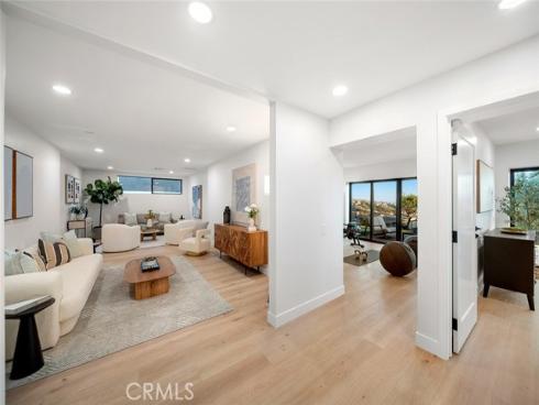 1401  Bounty   Way, Laguna Beach, CA