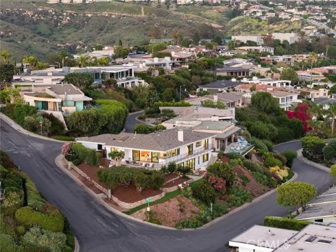 1401  Bounty   Way, Laguna Beach, CA