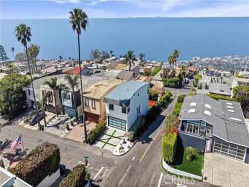 1095  Miramar  , Laguna Beach, CA