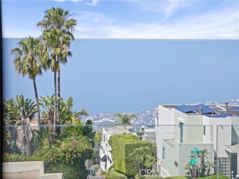 1095  Miramar  , Laguna Beach, CA