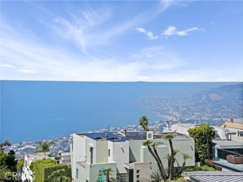 1095  Miramar  , Laguna Beach, CA