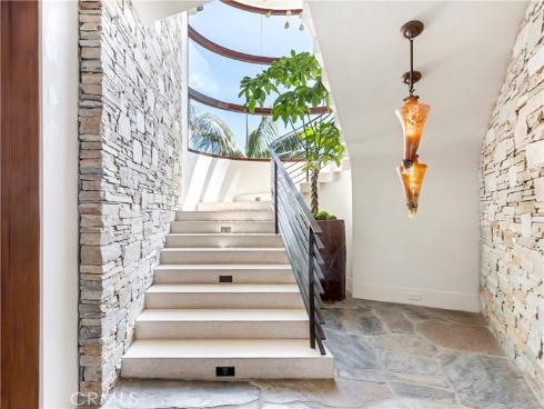 86  Emerald Bay  , Laguna Beach, CA