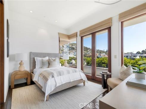 86  Emerald Bay  , Laguna Beach, CA
