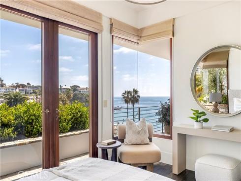 86  Emerald Bay  , Laguna Beach, CA