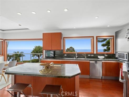 461  Alta Vista   Way, Laguna Beach, CA