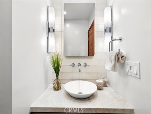 461  Alta Vista   Way, Laguna Beach, CA