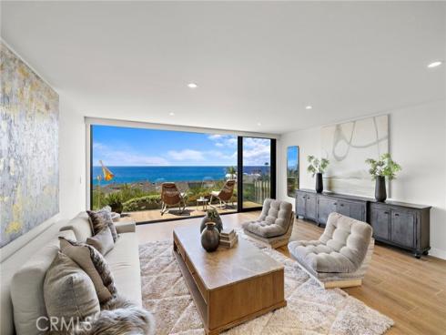 37  Blue Lagoon  , Laguna Beach, CA