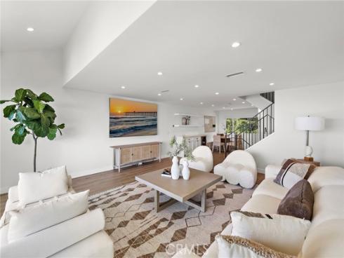 37  Blue Lagoon  , Laguna Beach, CA