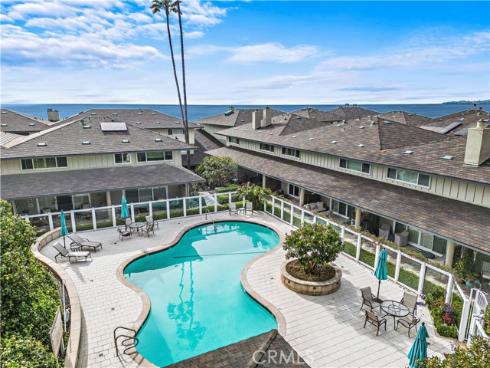 37  Blue Lagoon  , Laguna Beach, CA