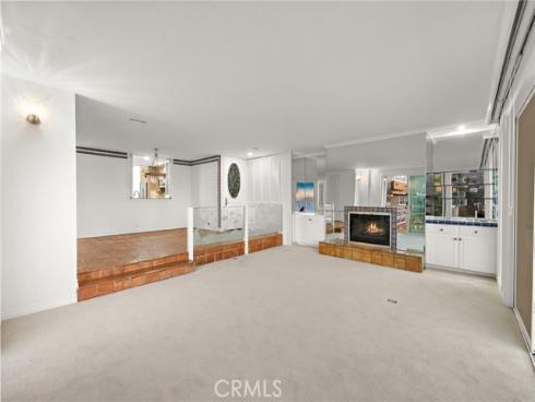 647 Sleepy Hollow , Laguna Beach, CA