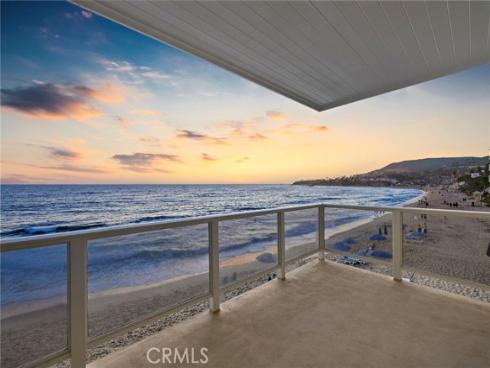 647 Sleepy Hollow , Laguna Beach, CA