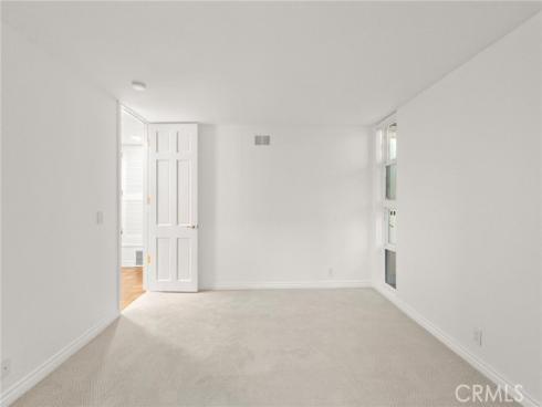 647 Sleepy Hollow , Laguna Beach, CA