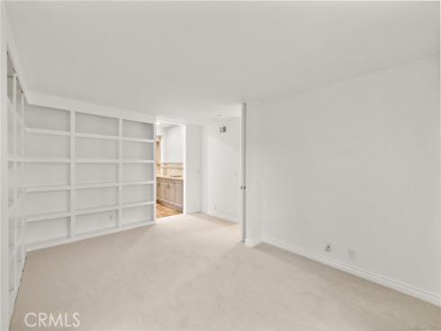 647 Sleepy Hollow , Laguna Beach, CA