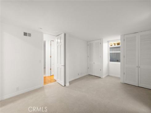 647 Sleepy Hollow , Laguna Beach, CA