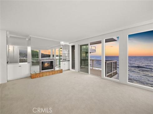 647 Sleepy Hollow , Laguna Beach, CA