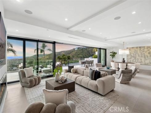 654  Canyon View   Drive, Laguna Beach, CA