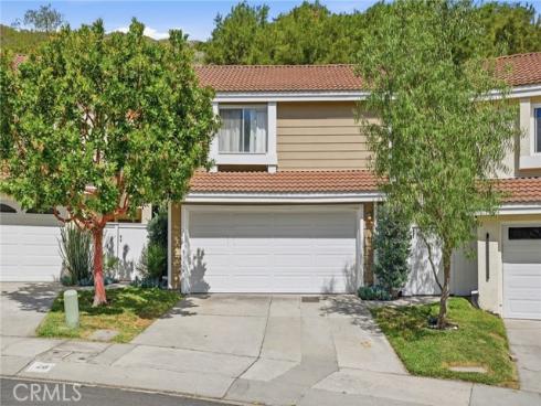 22 La Costa Court