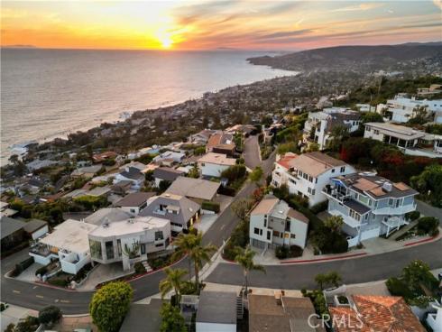 683  Alta Vista   Way, Laguna Beach, CA