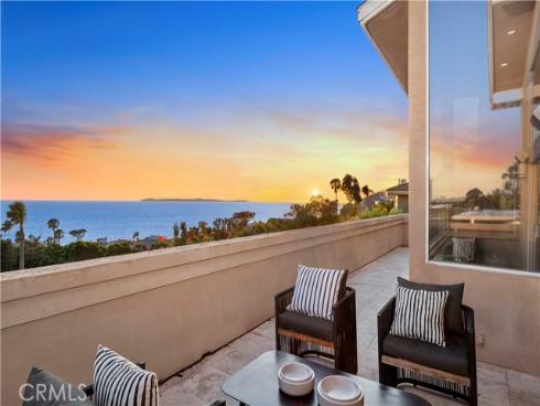 10  N. Stonington Road  , Laguna Beach, CA