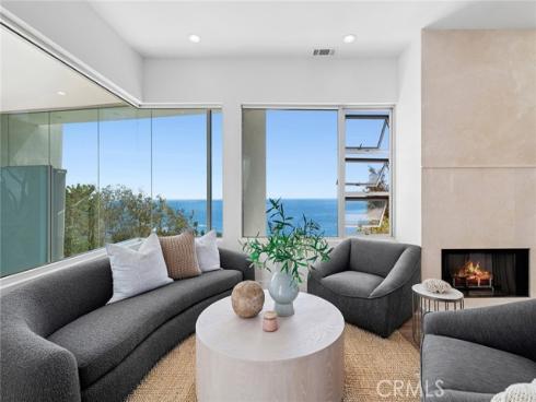 468  Ashton  , Laguna Beach, CA