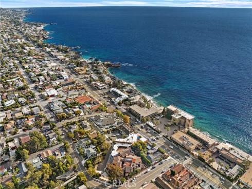 237  Calliope St  , Laguna Beach, CA