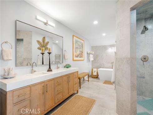 15 N Vista De Catalina  , Laguna Beach, CA