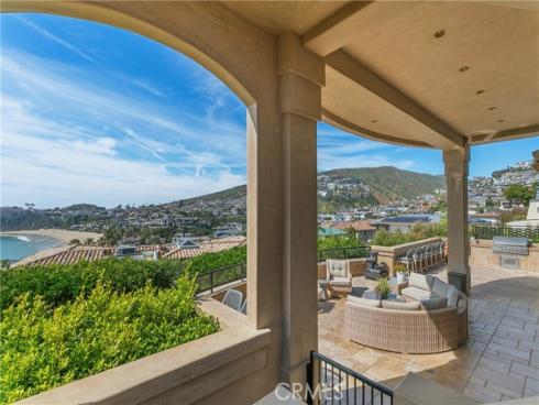 15  Smithcliffs  , Laguna Beach, CA