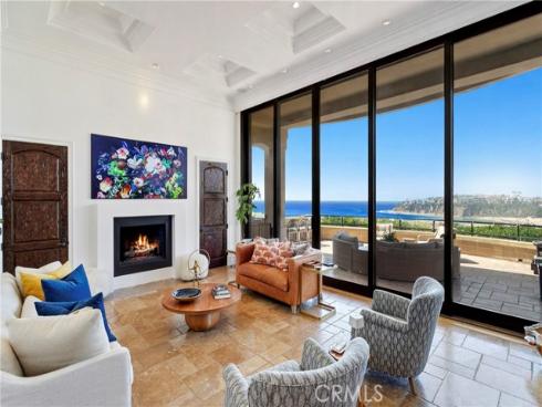 15  Smithcliffs  , Laguna Beach, CA