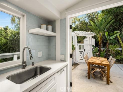 275 Woodland Drive, Laguna Beach, CA