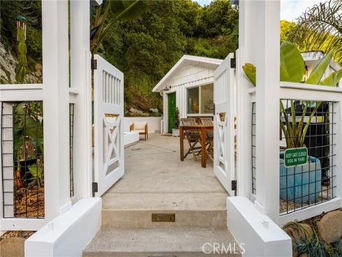 275 Woodland Drive, Laguna Beach, CA
