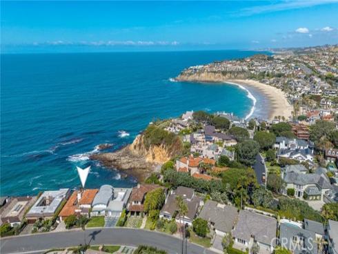 130  Mcknight  , Laguna Beach, CA