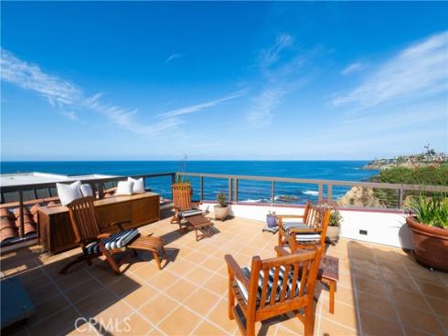 130  Mcknight  , Laguna Beach, CA