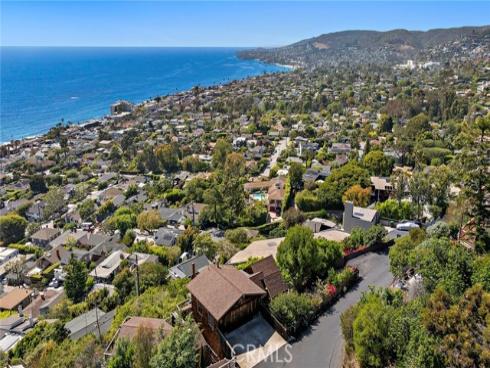 2147  Crestview   Drive, Laguna Beach, CA