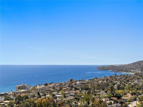 2147  Crestview   Drive, Laguna Beach, CA