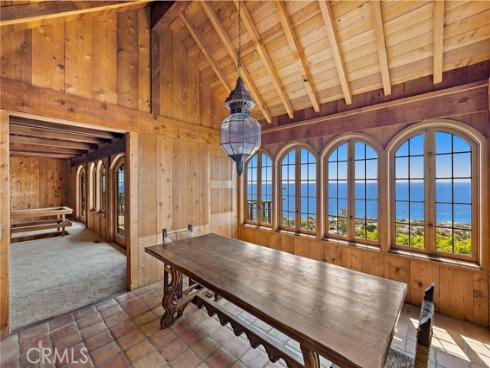 2147  Crestview   Drive, Laguna Beach, CA