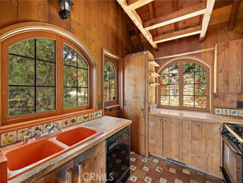 2147  Crestview   Drive, Laguna Beach, CA