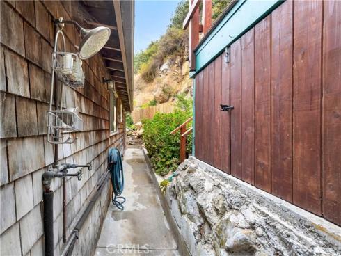 1553 Arroyo Drive , Laguna Beach, CA