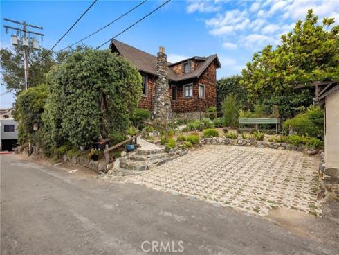 1560 Galen Drive, Laguna Beach, CA