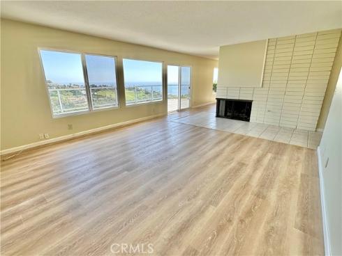1625  Tahiti  , Laguna Beach, CA