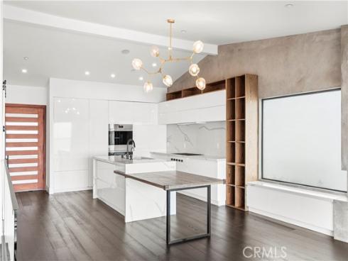 1147  Miramar St  , Laguna Beach, CA