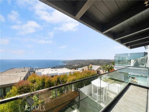 1147  Miramar St  , Laguna Beach, CA