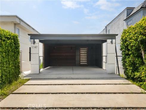 1147  Miramar St  , Laguna Beach, CA