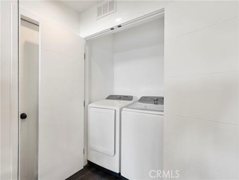 1147  Miramar St  , Laguna Beach, CA