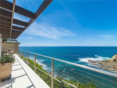 130  Mcknight  , Laguna Beach, CA
