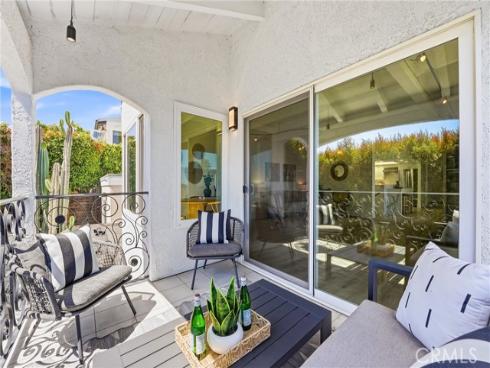 885  Tia Juana   St, Laguna Beach, CA