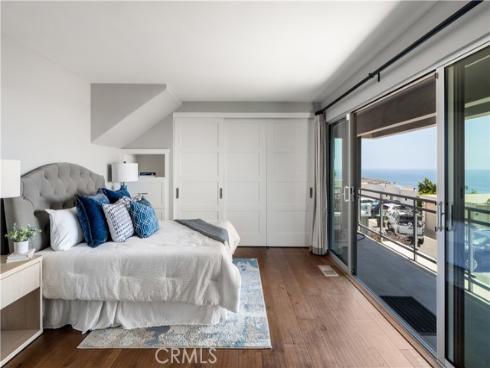 2810  Alexander  , Laguna Beach, CA