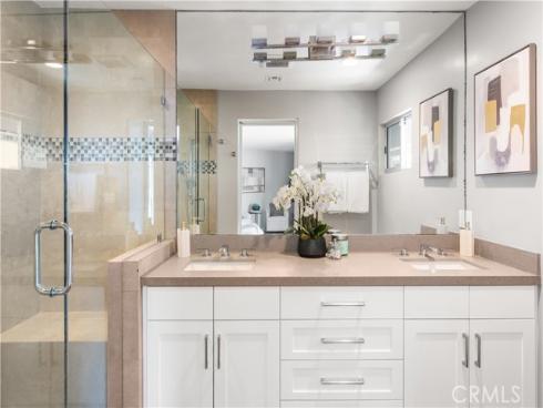 2810  Alexander  , Laguna Beach, CA